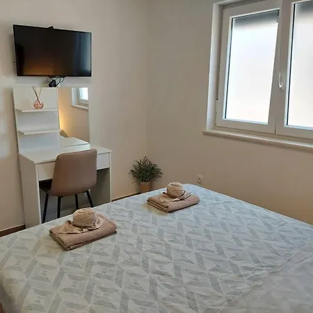Valux Apartman